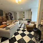 Barbaras House A Coruna